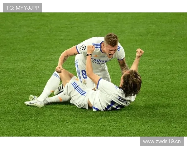 祖布门迪面对皇马中场群的防守与出球表现解析