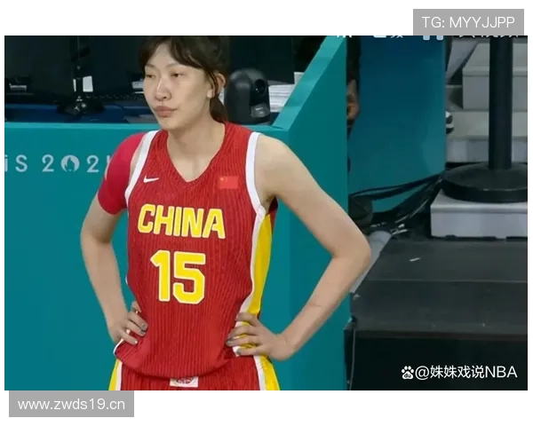 韩旭家里是真有矿？NBA赛场上的她和朋友圈生活画风差太多了吧！